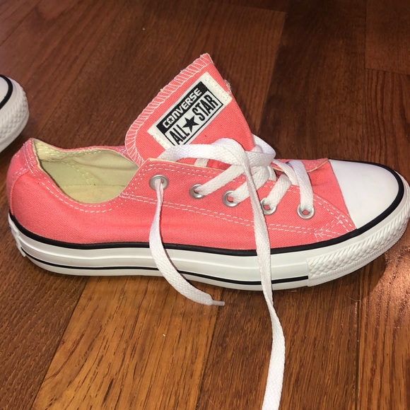 Converse - Picture 3 of 3